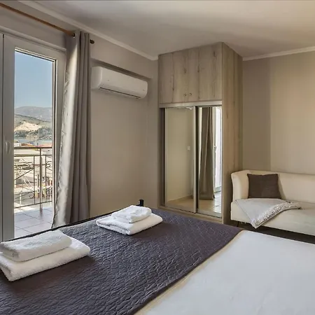 Fidias Apartamento *