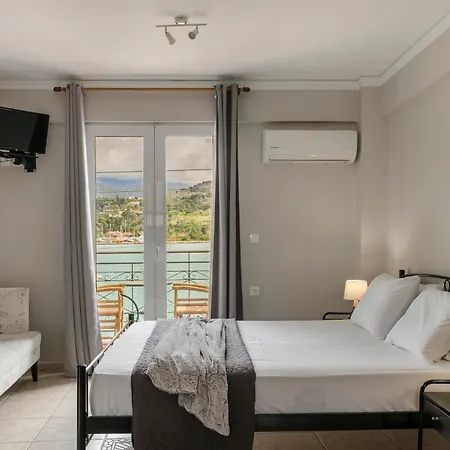 Fidias * Argostoli (Kefalonia)