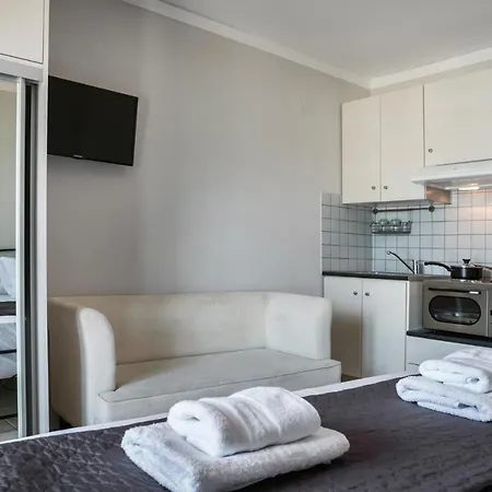 Fidias * Argostoli (Kefalonia)